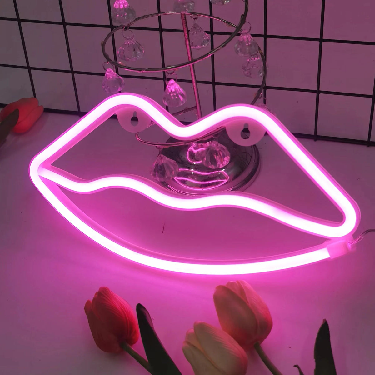 Pink lip shaped neon light, USB/battery powered art.